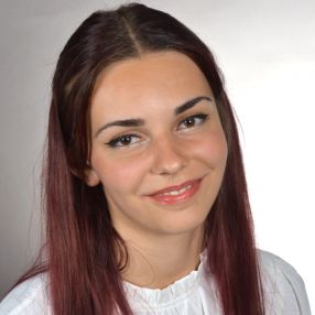 Jasmin, Babysitter in Löbau