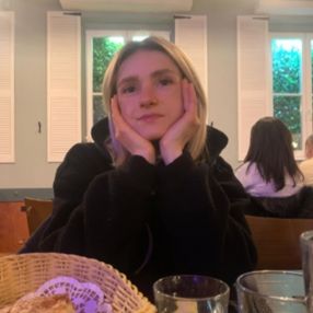 Jasmin, Babysitter in Oranienburg