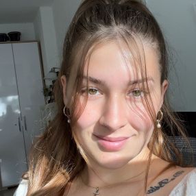 Anne, Babysitter in Emmerich am Rhein