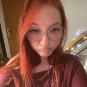 Anjelie, Babysitter in Weißenfels