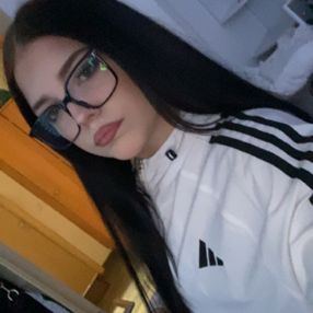 Lara, Babysitter in Schweinfurt