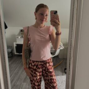 Leonie, Babysitter in Bedburg-Hau