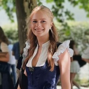 Eva, Babysitter in Bad Aibling