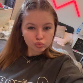Maike, Babysitter in Dillenburg