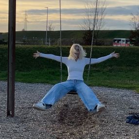 Lucienne, Babysitter in Stuttgart