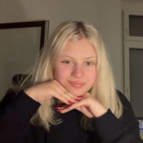 Lucienne, Babysitter in Stuttgart