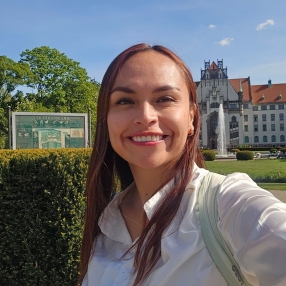 Christa, Babysitter in Berlin