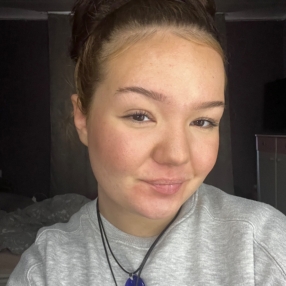 Maxime-Zoe, Babysitter in Michelstadt