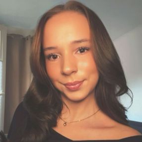 Zoe, Babysitter in Hennigsdorf