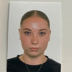Amelia, Babysitter in Solingen