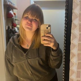 Fenja, Babysitter in Voerde (Niederrhein)
