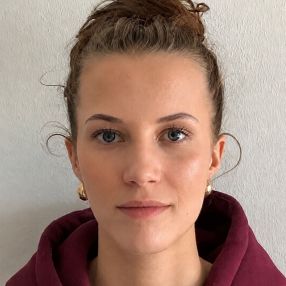 Kim Lara, Babysitter in Oelde