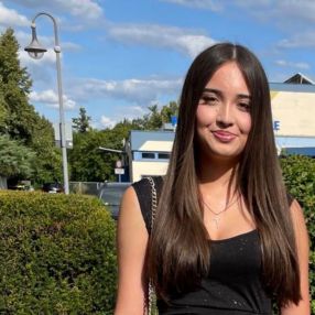 Anjeli, Babysitter in Zirndorf
