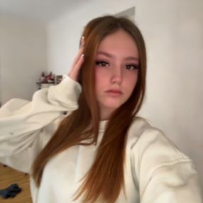 Alishia, Babysitter in Breisach am Rhein