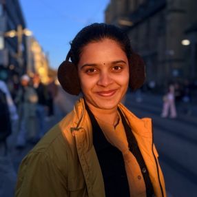 Ahilapriya, Babysitter in Krefeld