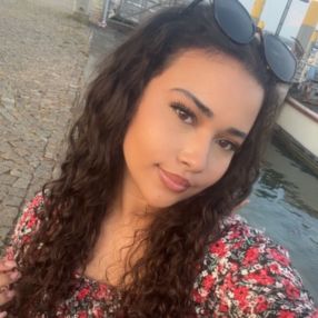 Nourelhouda, Babysitter in Reutlingen