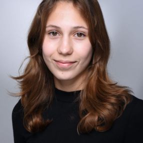 Leonie, Babysitter in Aschheim