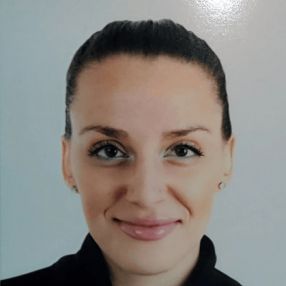 Miryam, Babysitter in Essen