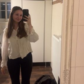 Janyce, Babysitter in Lübbecke