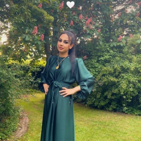 Tasniem, Babysitter in Dortmund