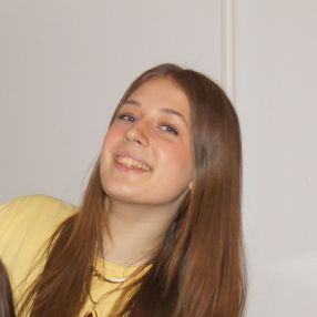 Hortense, Babysitter in Dietzenbach