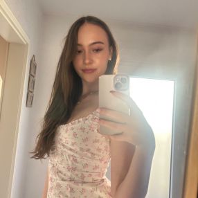 Neele, Babysitter in Geisenheim