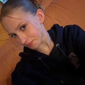 Chanti und   Amy, Babysitter in Schiffweiler