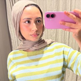 Nusrat, Babysitter in Leipzig
