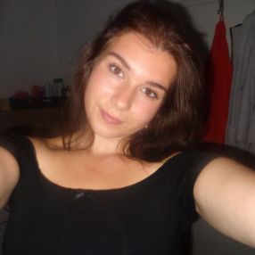 Leni, Babysitter in Plauen
