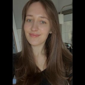 Kira, Babysitter in Wuppertal