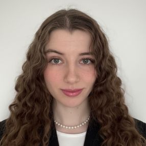 Eva, Babysitter in Karlsruhe