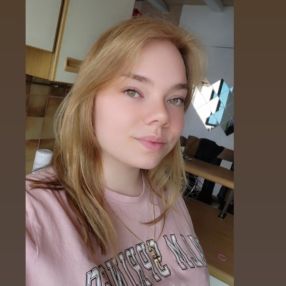 Andrijana, Babysitter in Leingarten