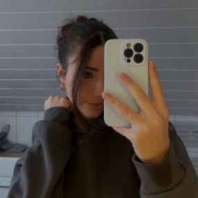 Lia, Babysitter in Schweinfurt