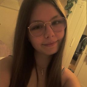 Josephine, Babysitter in Aurich