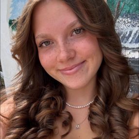 Nele, Babysitter in Barsinghausen
