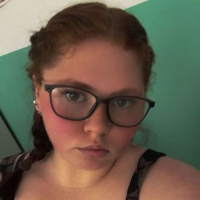 Ella, Babysitter in Sangerhausen