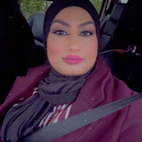 Nadia tanveer, Babysitter in Hanau