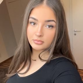 Alena, Babysitter in Friedberg (Hessen)