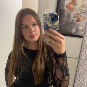 Lina, Babysitter in Kürten