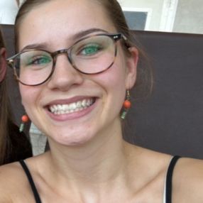 Lina, Babysitter in Ratzeburg
