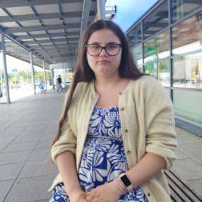 Vivian, Babysitter in Schwelm