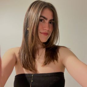 Mia, Babysitter in Würzburg