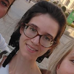 Naomi, Babysitter in Albstadt