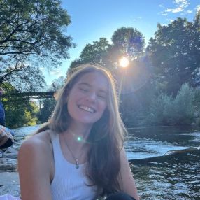 Carolin, Babysitter in Freiburg im Breisgau