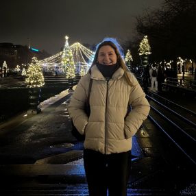 Vanessa, Babysitter in München