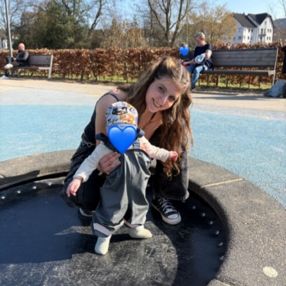 Julia, Babysitter in Gummersbach