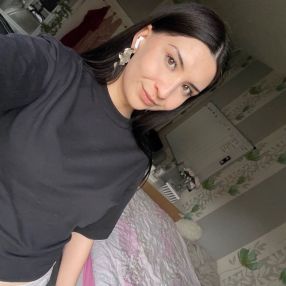 Melike, Babysitter in Mühlacker