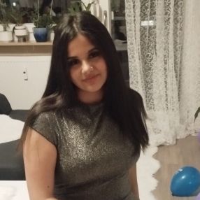 Dimitra, Babysitter in Hannover