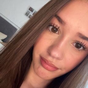 Lavina, Babysitter in Alsdorf