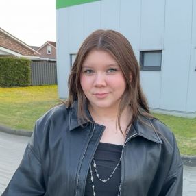 Amely, Babysitter in Barßel